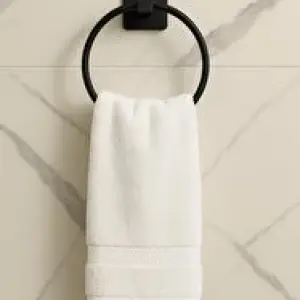 Jasmin kvadrat formalı, dairəvi qara dəsmal asacağı